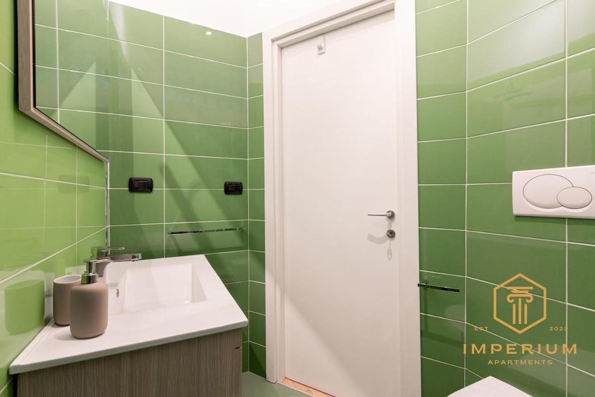 Vakantiehuis Deluxe 300mt To Metrob, 3 Bdrm-panoramic View Ac